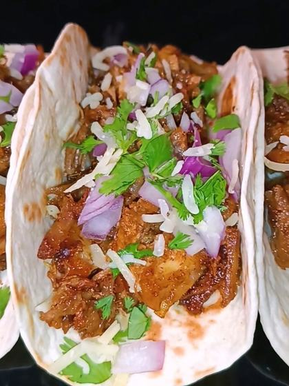 Easy Pork Carnitas Tacos