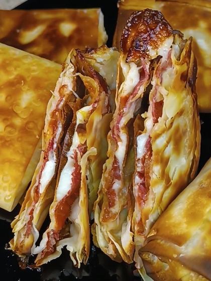 Pastirma, Tomato and Cheese Pastries
