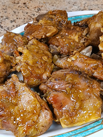 Cretan Tsigariasto Lamb with Onions and White Wine