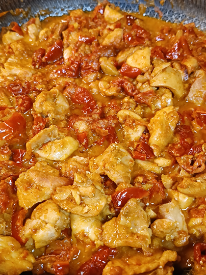 Chicken Skillet with Sun-Dried Tomatoes and Feta