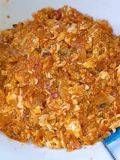 Strapatsada, Greek Scrambled Eggs with Tomato