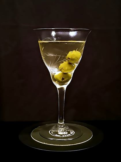 Dirty Martini with Vodka and Olive Brine